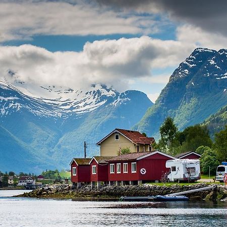 Nesset Fjordcamping Olden Eksteriør billede