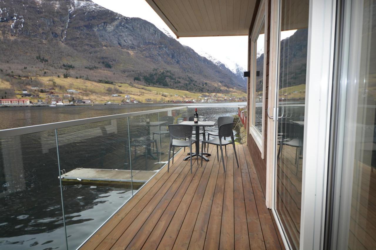 Nesset Fjordcamping Olden Eksteriør billede